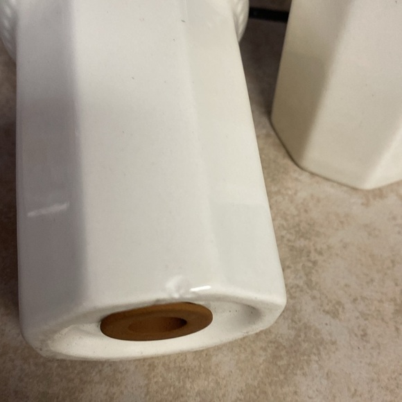 Vintage Wm Adams & Sons English Ironstone Salt and Pepper Shakers - Picture 5 of 5